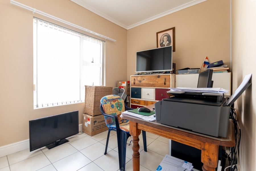 3 Bedroom Property for Sale in Laaiplek Western Cape